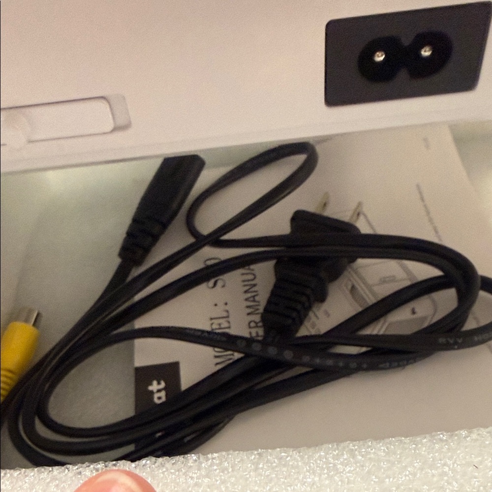 Black Video Projector - Picture 4 of 4